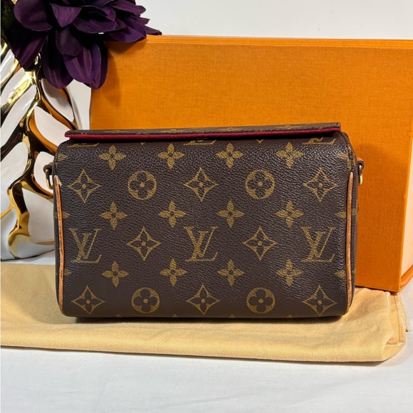 Louis Vuitton Recital Bag Sold - Picture 2 of 16